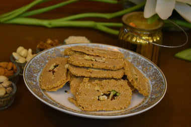 Ghee Gud Gajak